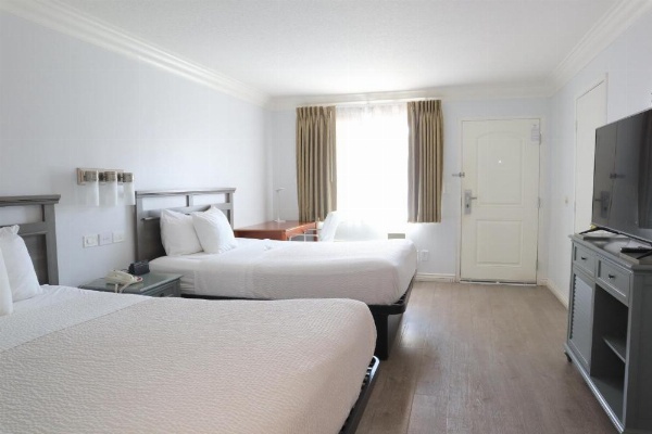 Days Inn by Wyndham Near City Of Hope image 15