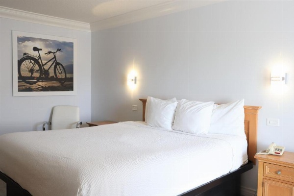 Days Inn by Wyndham Near City Of Hope image 27